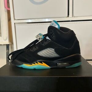 AIR JORDAN 5 RETRO (GS)